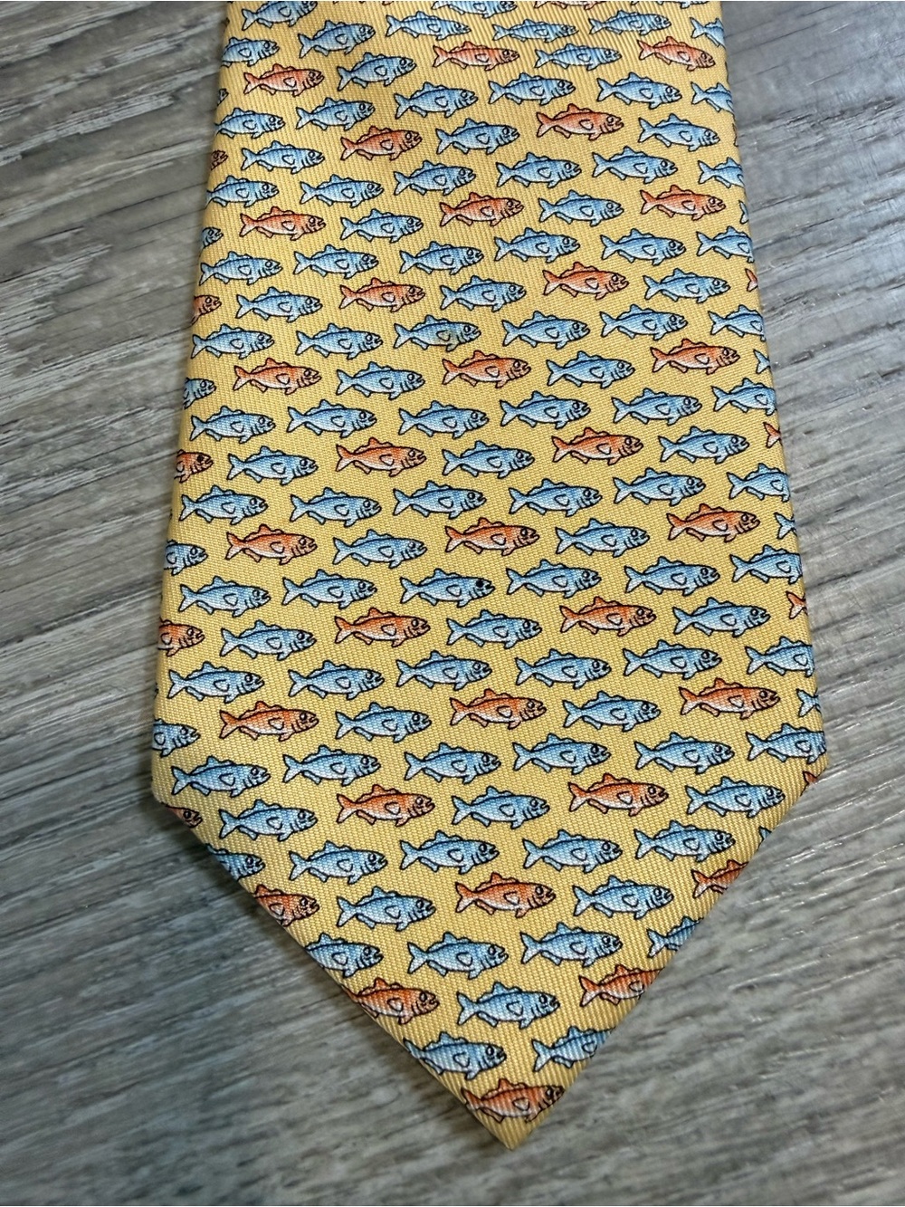 Vineyard Vines Silk Tie with Blue and Orange Fish Pattern - fishing fisherman
